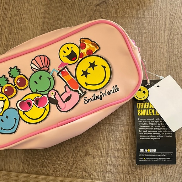 PENCIL CASE NWT - Picture 1 of 4